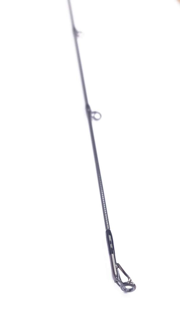 Prut Favorite Black Swan 2.13m 10-35g Fast